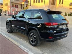 جیپ گراند شیرۆکی